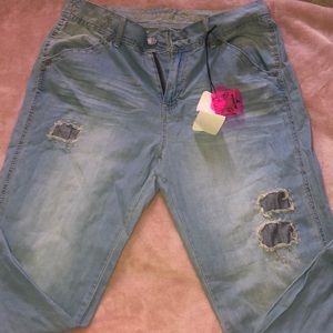 Lightweight jeans (rips)